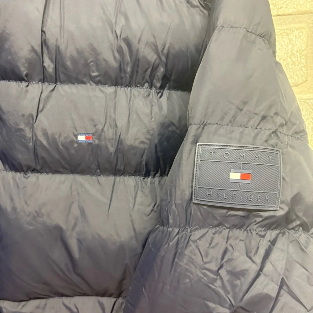 Tommy Hilfiger Wind and Wind Water Resistant Puffer Coat Size XL - Picture 4 of 10